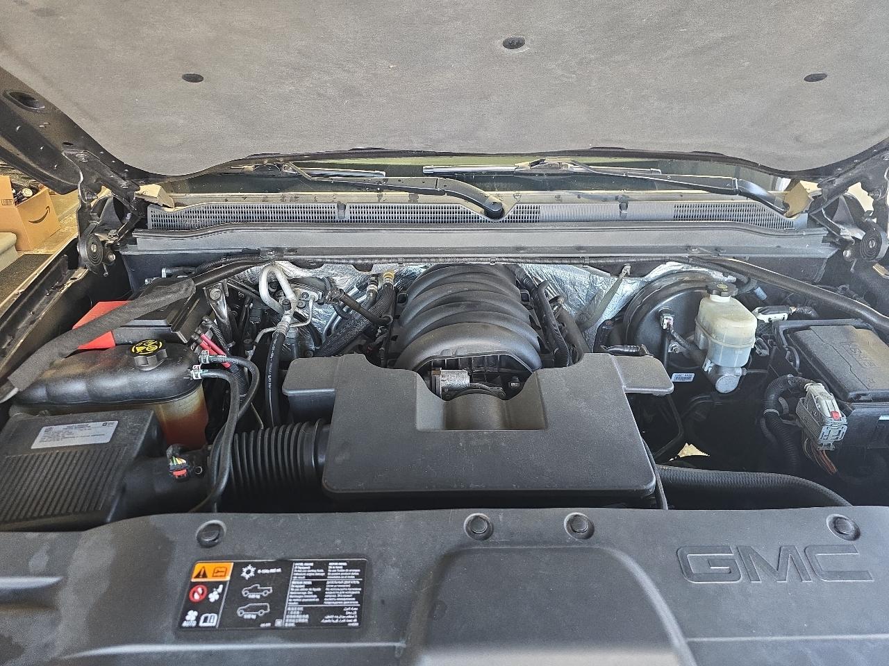 GMC Yukon 4WD 4dr SLT 2016