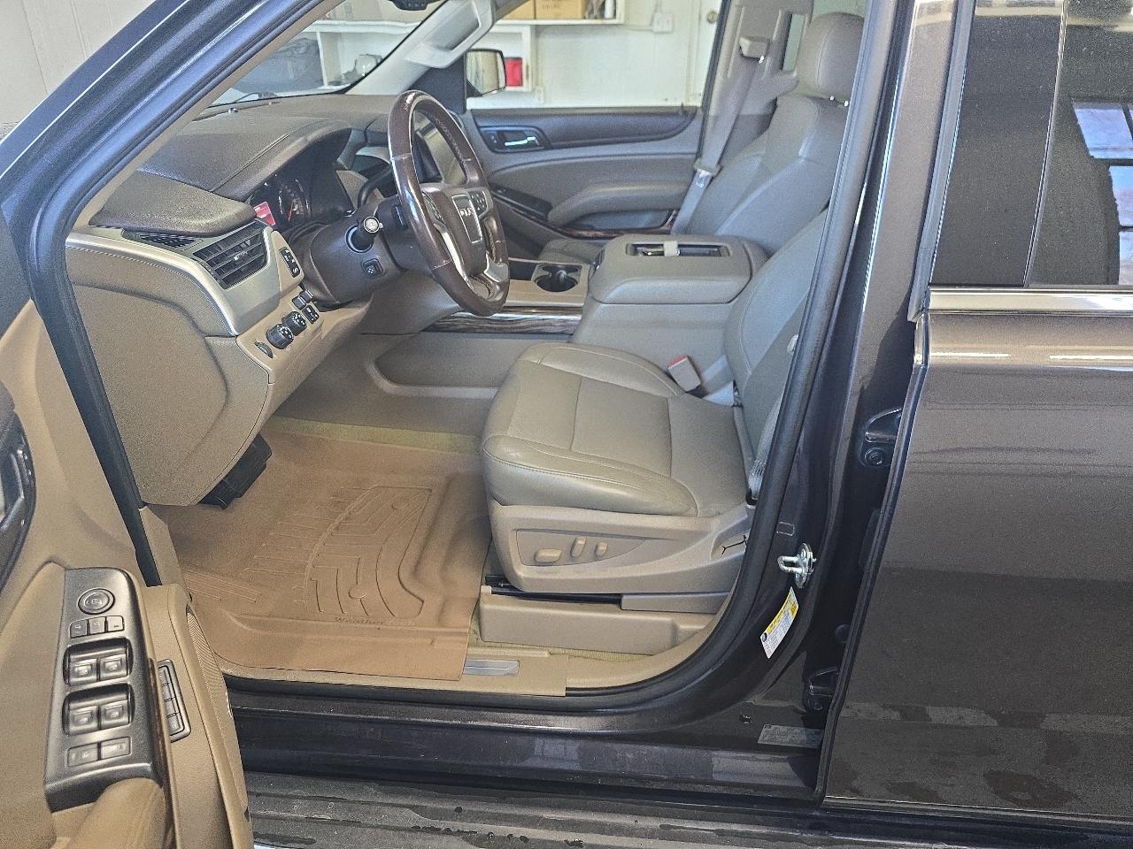 GMC Yukon 4WD 4dr SLT 2016