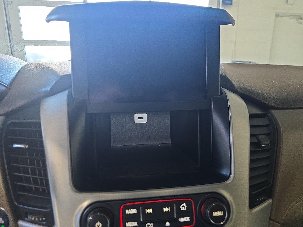 GMC Yukon 4WD 4dr SLT 2016