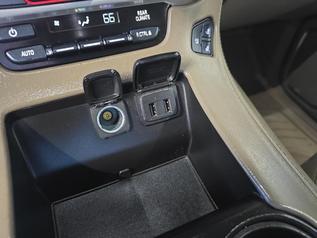 GMC Yukon 4WD 4dr SLT 2016