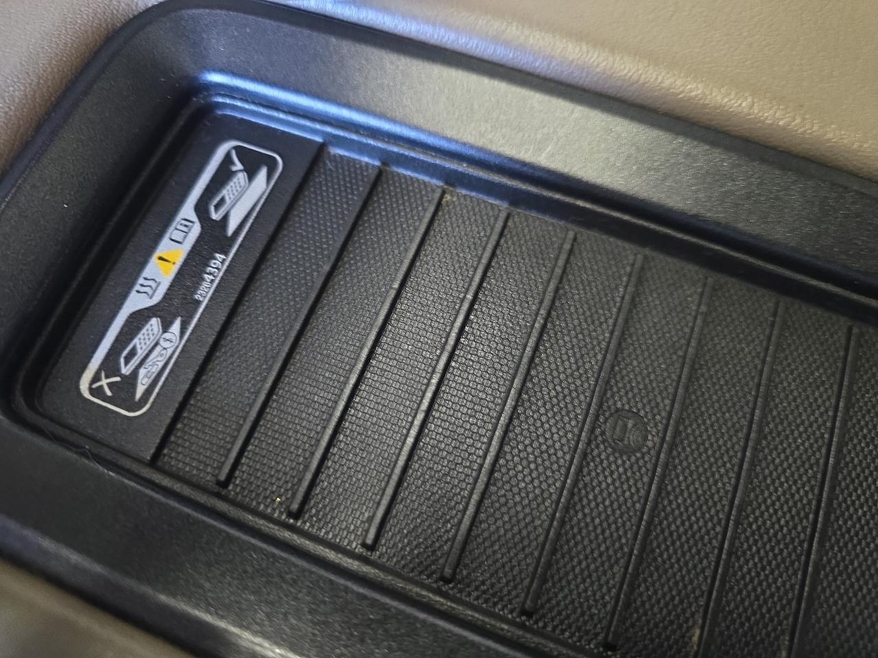 GMC Yukon 4WD 4dr SLT 2016