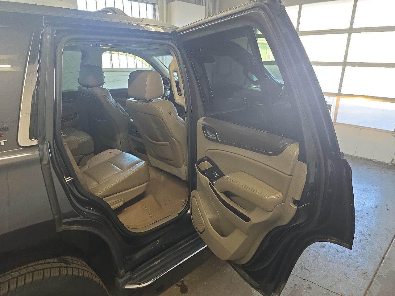 GMC Yukon 4WD 4dr SLT 2016