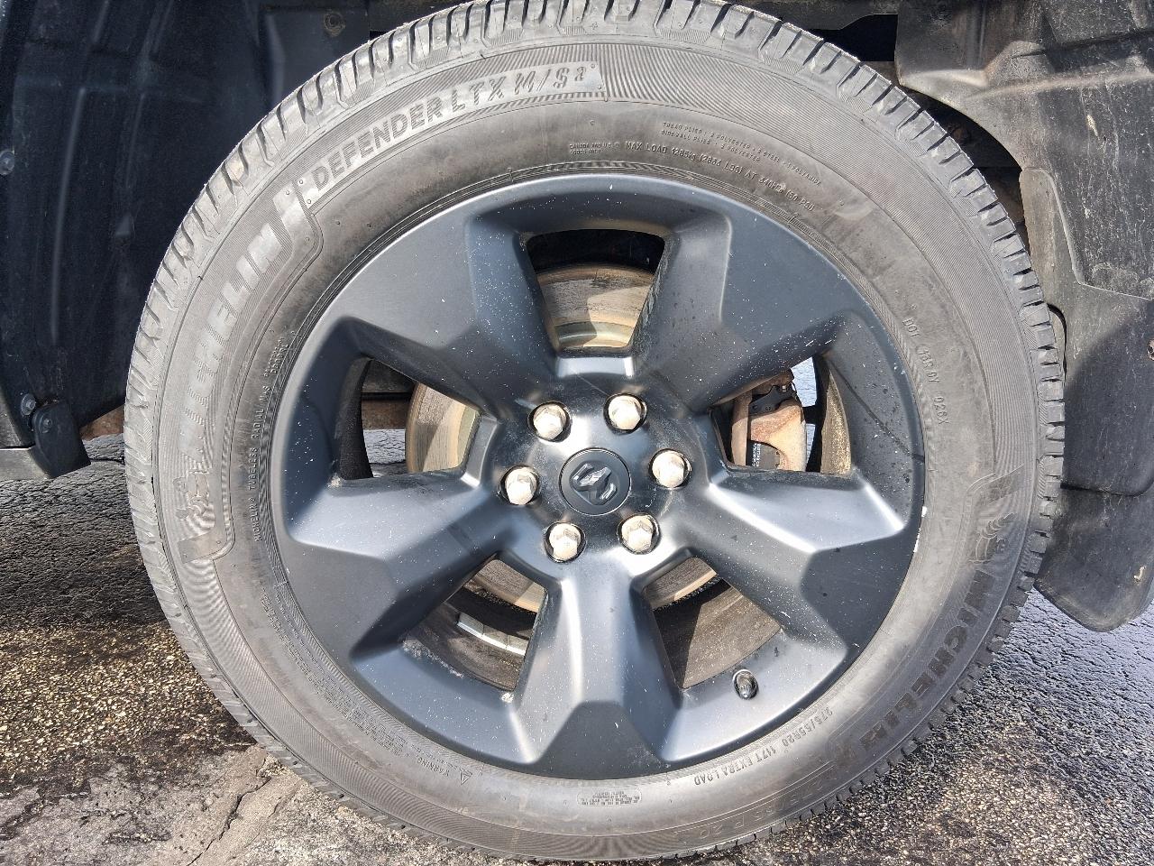 RAM 1500 Tradesman 4x4 Crew Cab 5'7" Box 2019