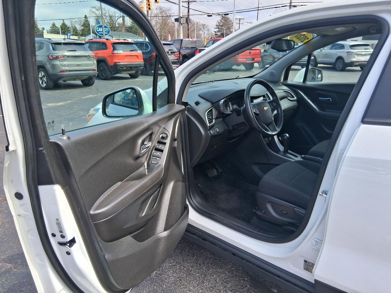 Chevrolet Trax AWD 4dr LS 2020