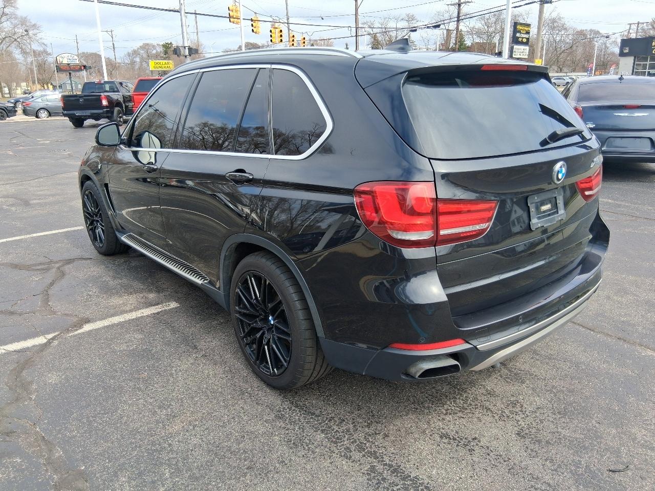 BMW X5 xDrive50i Sports Activity Vehicle 2017