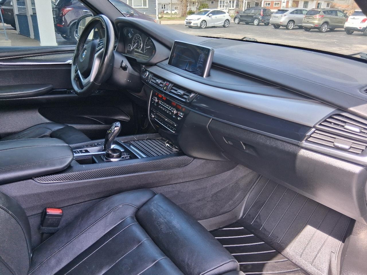 BMW X5 xDrive50i Sports Activity Vehicle 2017