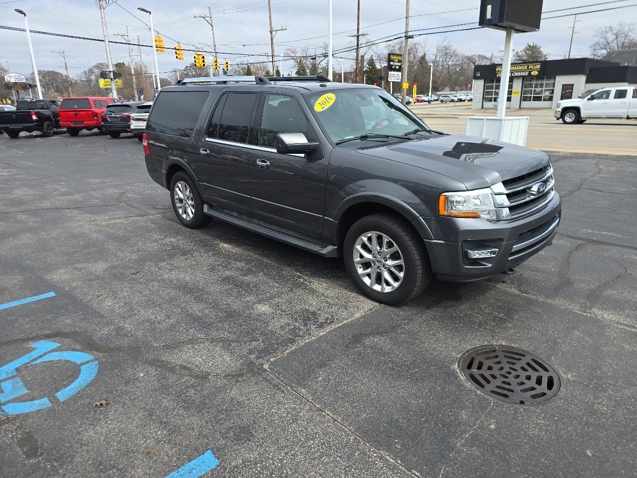 Ford Expedition EL 4WD 4dr Limited 2016
