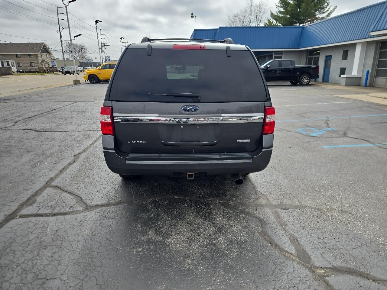 Ford Expedition EL 4WD 4dr Limited 2016