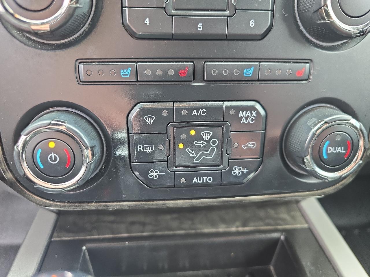 Ford Expedition EL 4WD 4dr Limited 2016