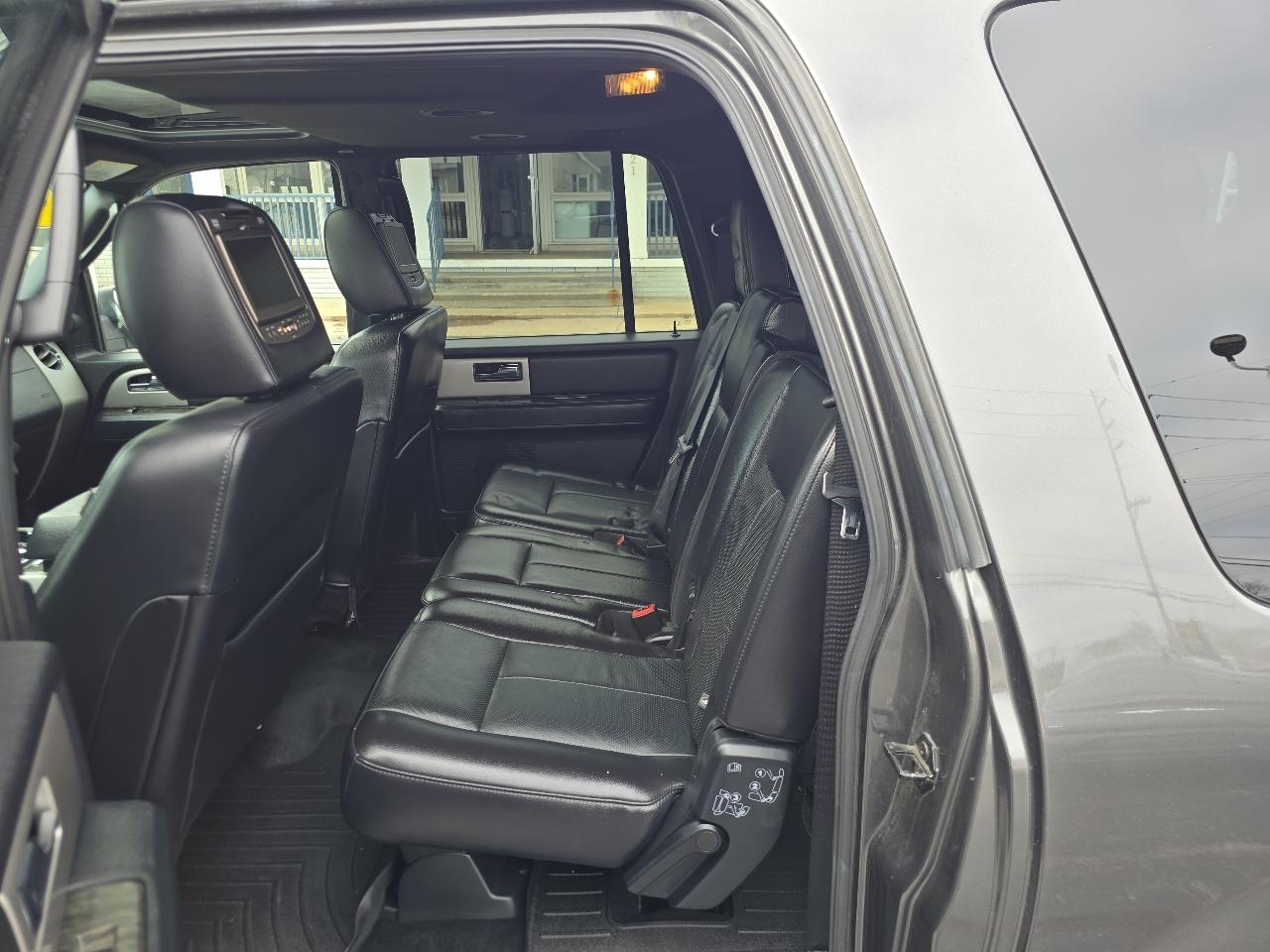 Ford Expedition EL 4WD 4dr Limited 2016