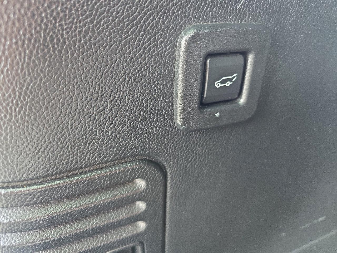 Ford Expedition EL 4WD 4dr Limited 2016