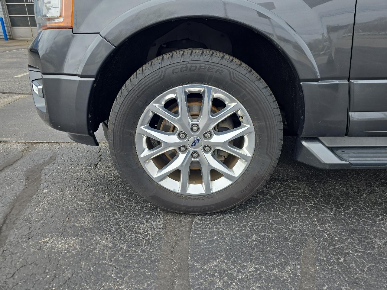 Ford Expedition EL 4WD 4dr Limited 2016