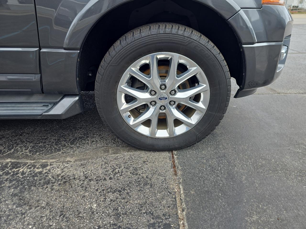 Ford Expedition EL 4WD 4dr Limited 2016