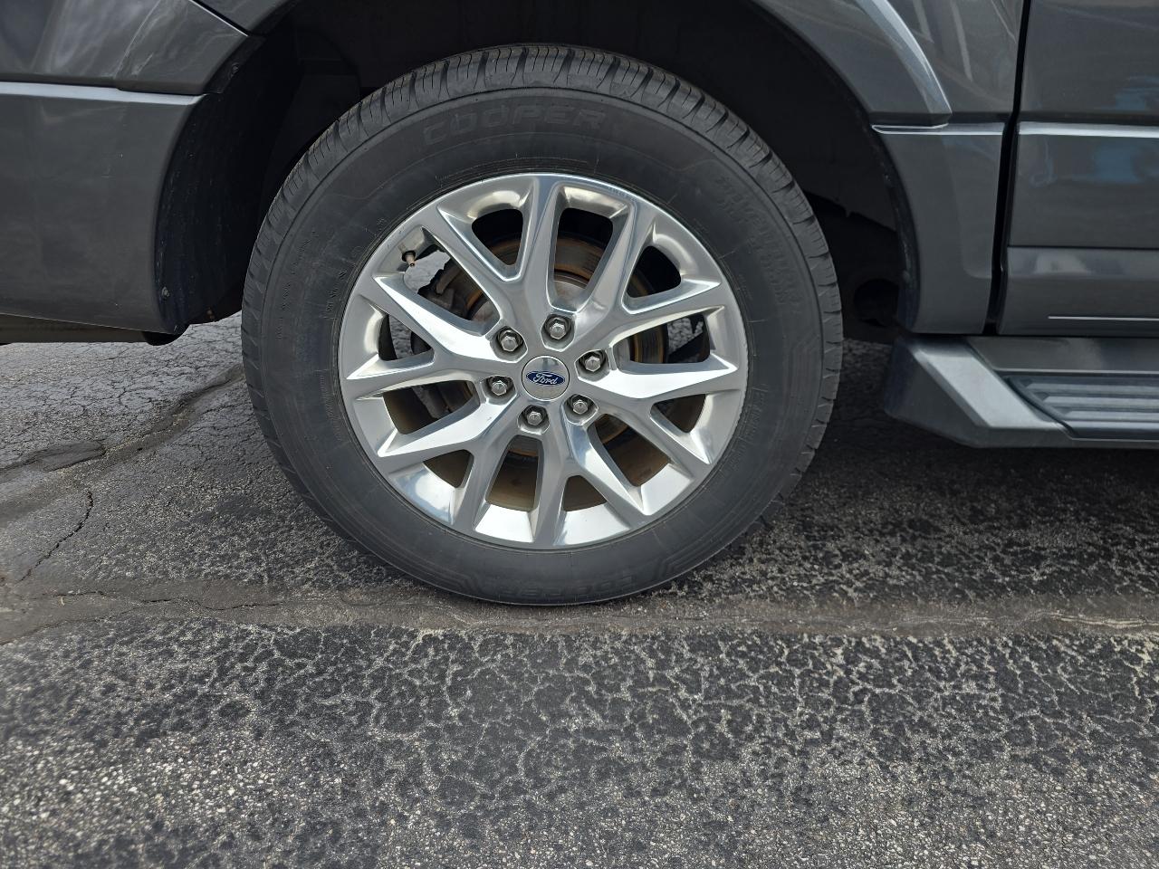 Ford Expedition EL 4WD 4dr Limited 2016