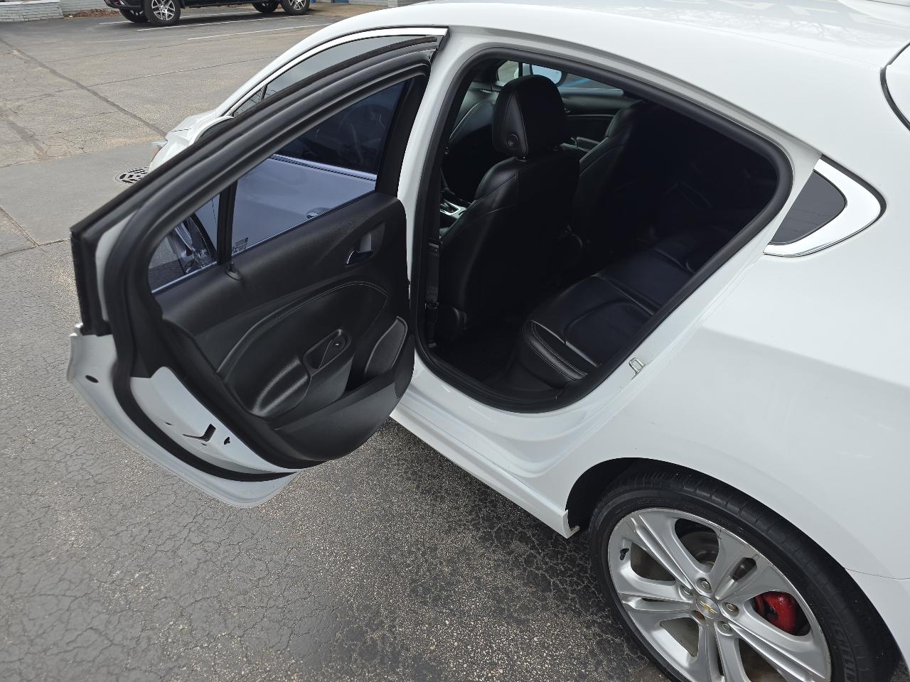 Chevrolet Cruze 4dr HB 1.4L Premier w/1SF 2018