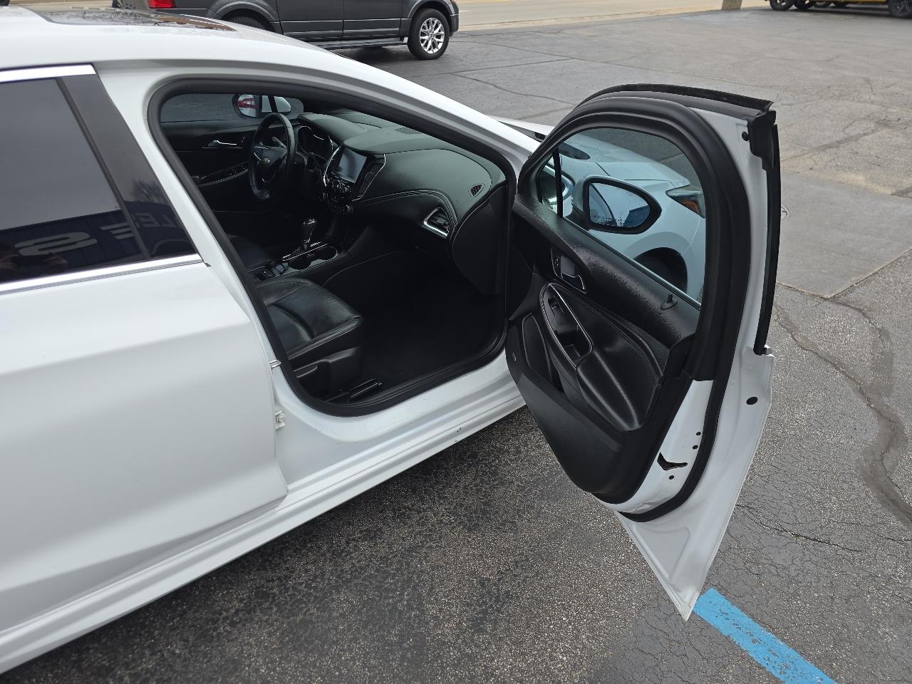 Chevrolet Cruze 4dr HB 1.4L Premier w/1SF 2018