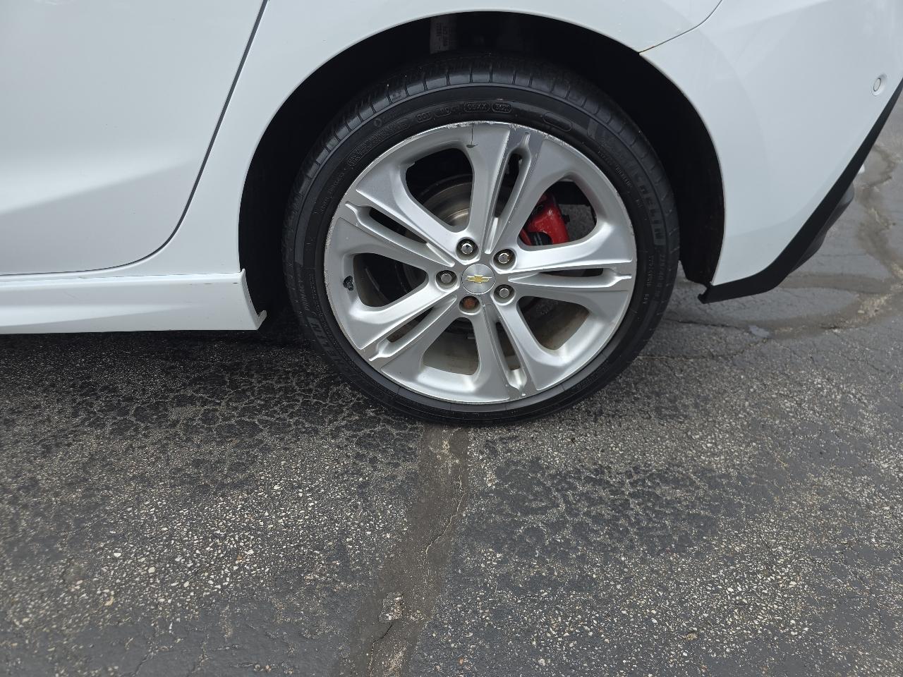 Chevrolet Cruze 4dr HB 1.4L Premier w/1SF 2018