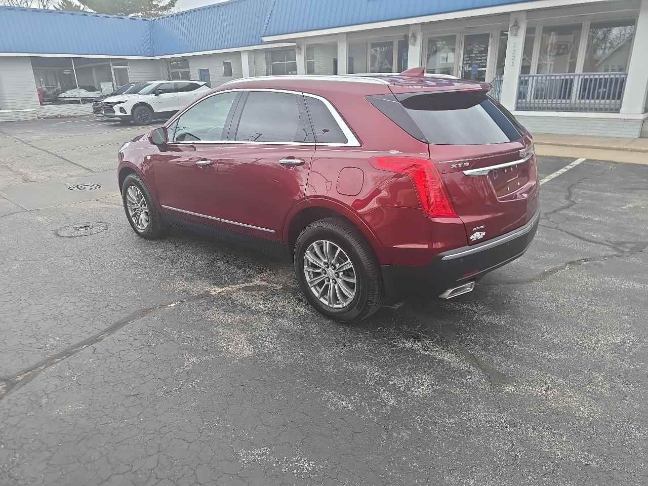 Cadillac XT5 AWD 4dr Luxury 2017