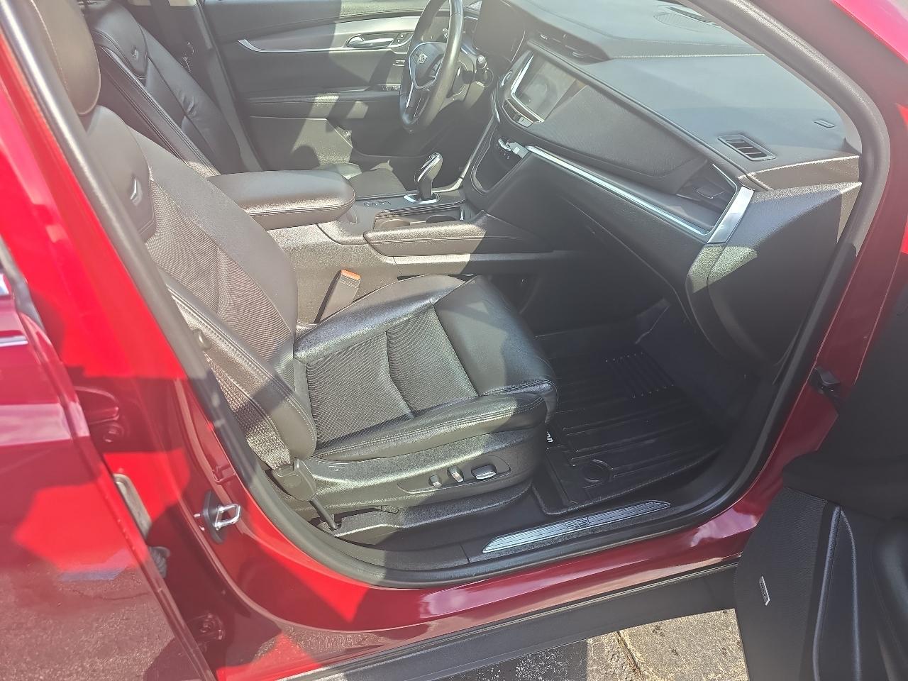 Cadillac XT5 AWD 4dr Luxury 2017