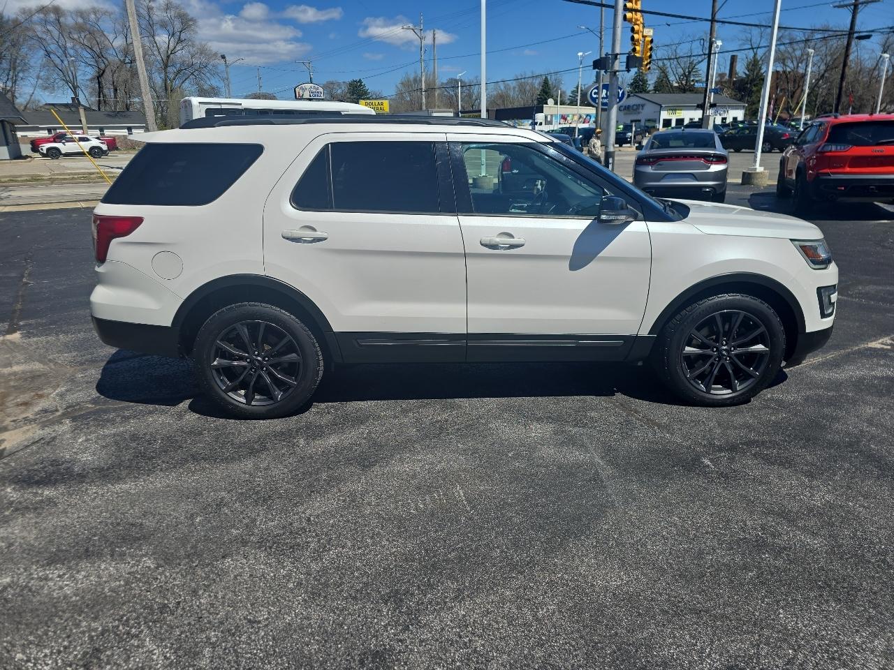 Ford Explorer XLT 4WD 2017
