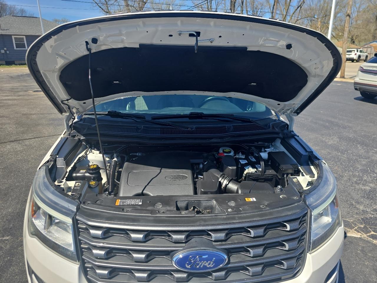 Ford Explorer XLT 4WD 2017