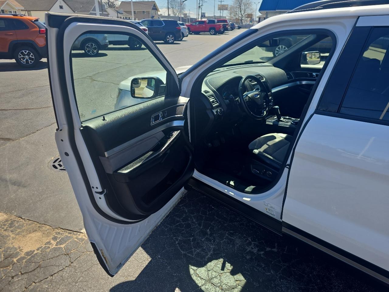 Ford Explorer XLT 4WD 2017