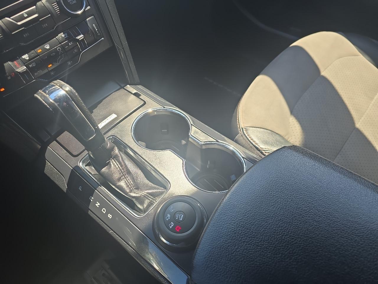 Ford Explorer XLT 4WD 2017