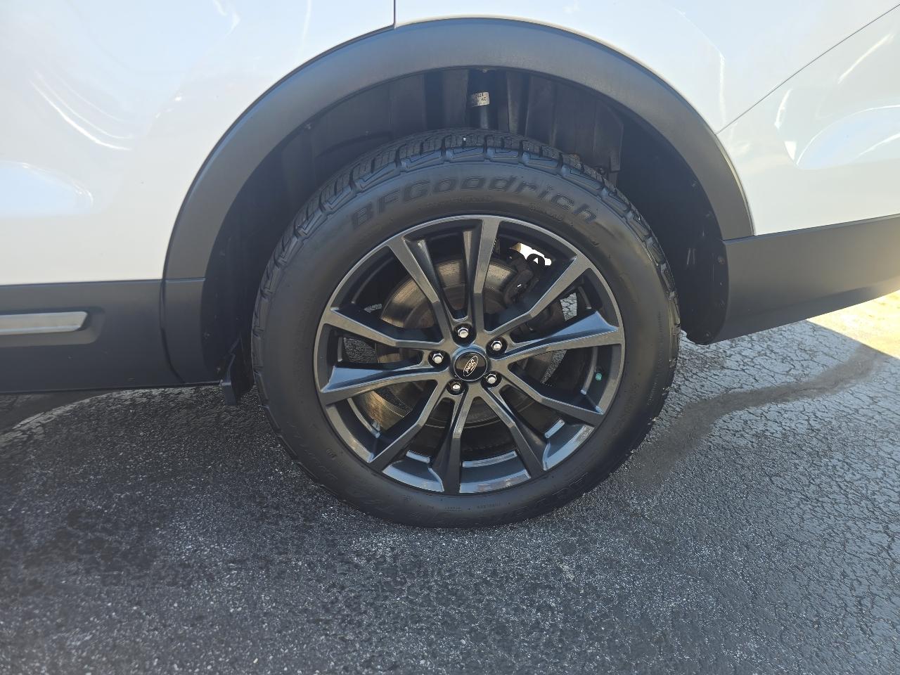 Ford Explorer XLT 4WD 2017