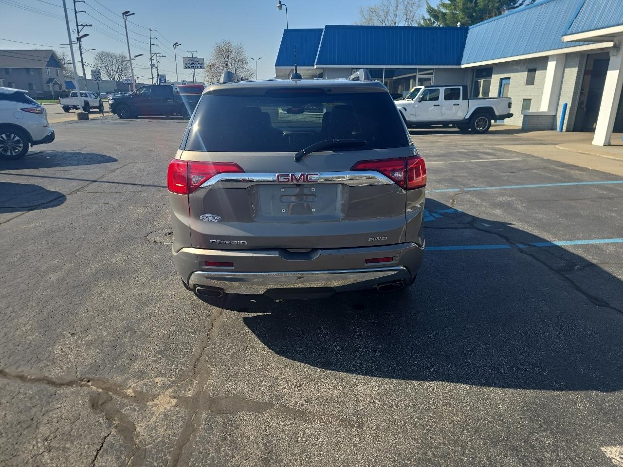 GMC Acadia AWD 4dr Denali 2019