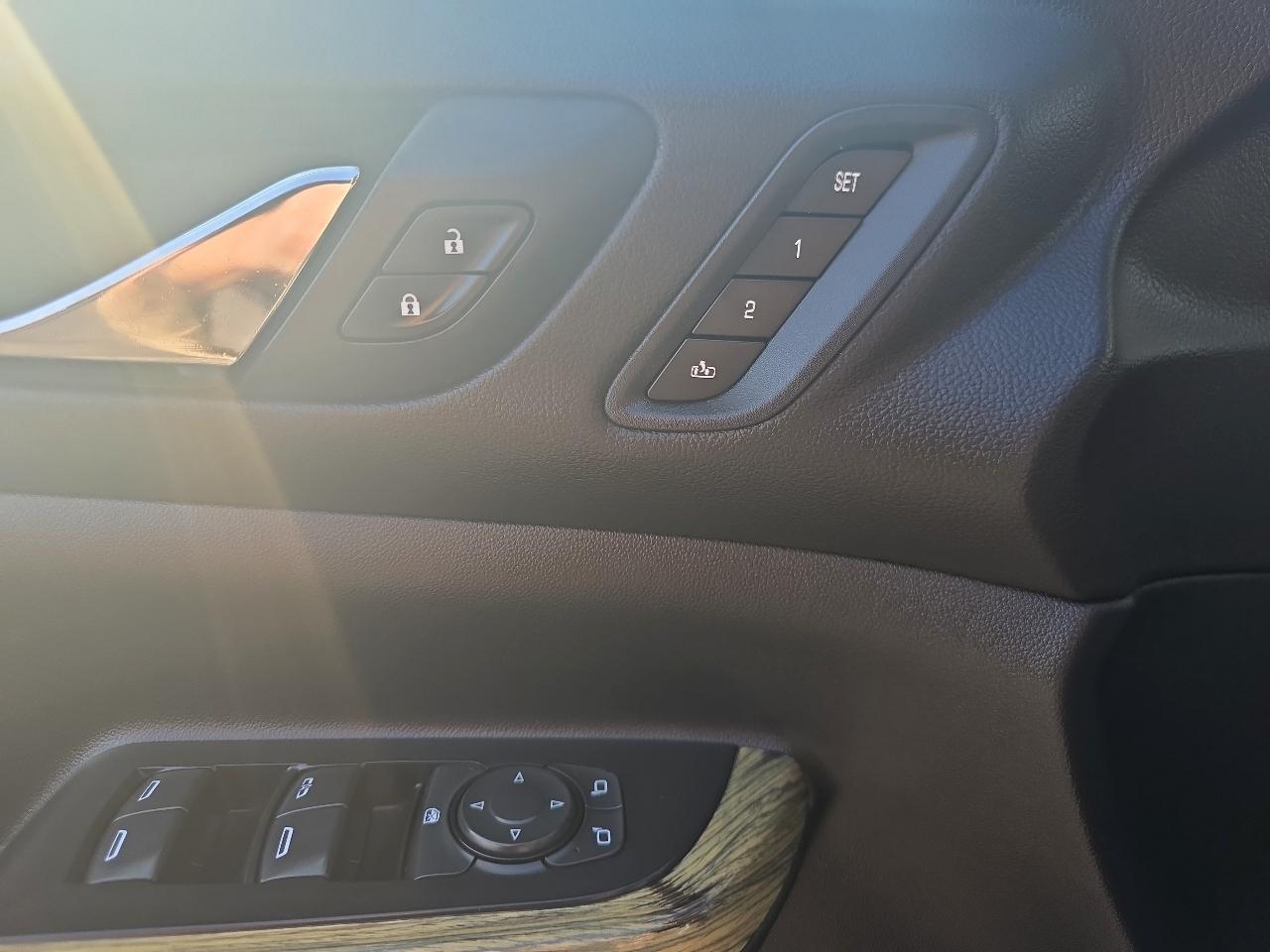 GMC Acadia AWD 4dr Denali 2019