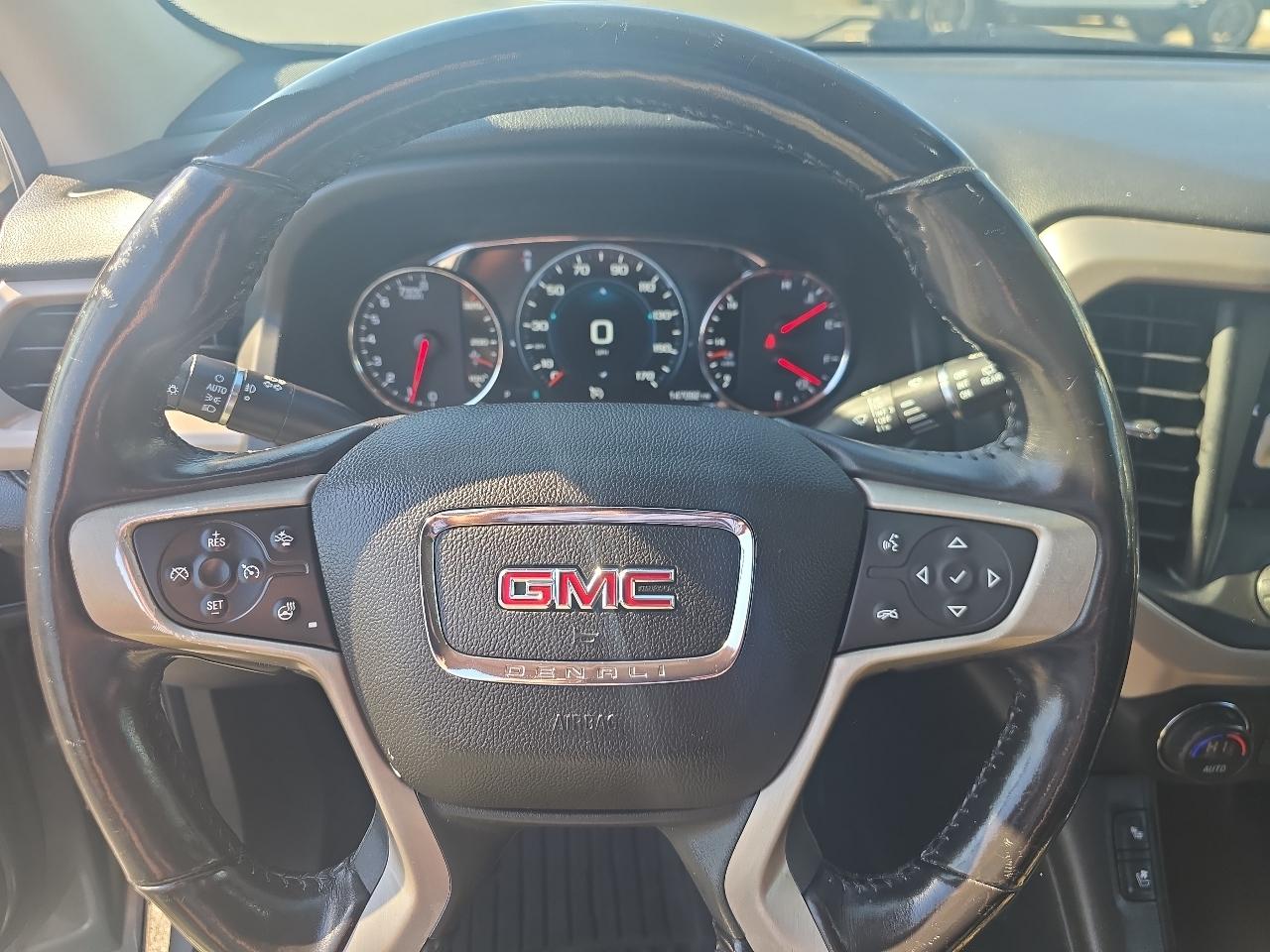 GMC Acadia AWD 4dr Denali 2019