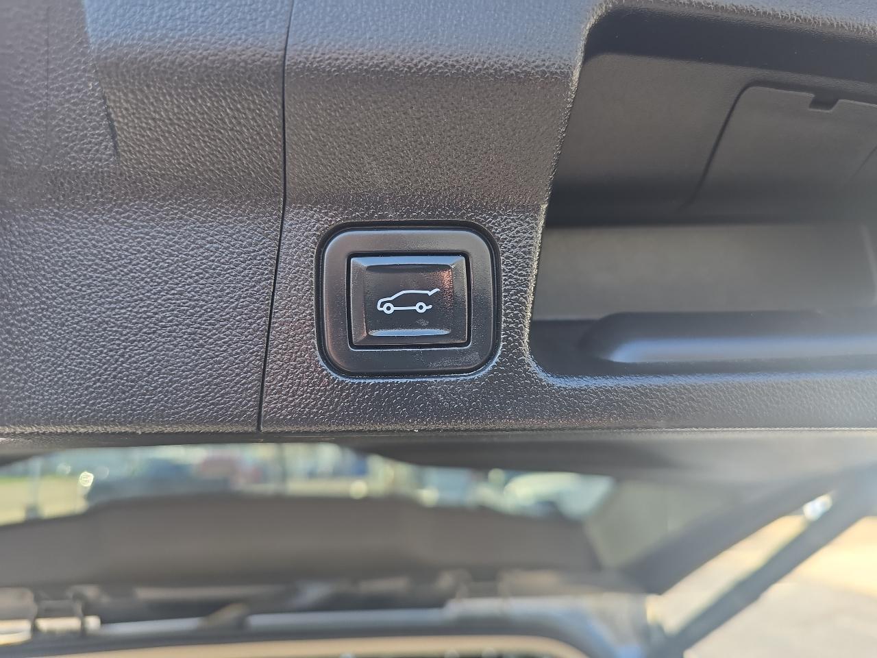 GMC Acadia AWD 4dr Denali 2019