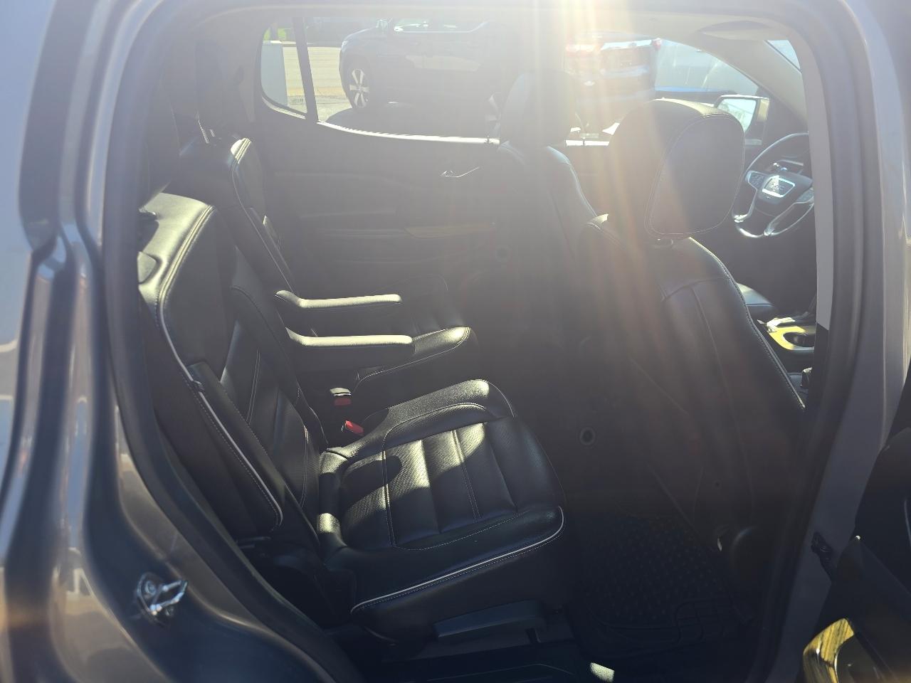 GMC Acadia AWD 4dr Denali 2019