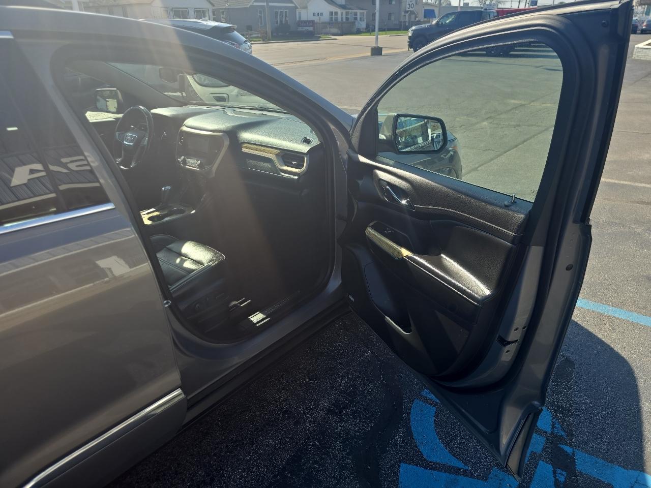 GMC Acadia AWD 4dr Denali 2019