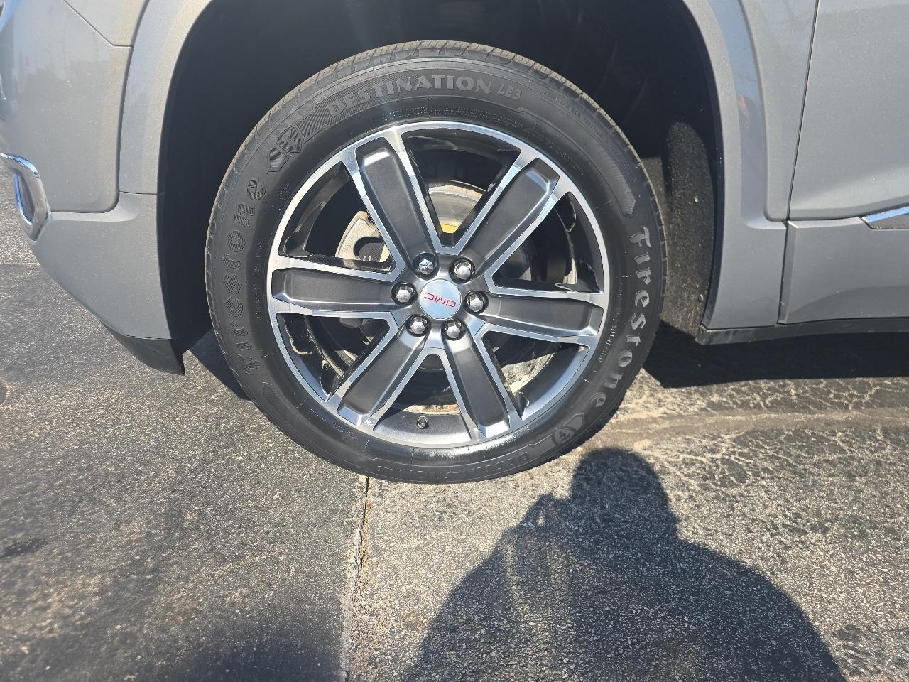 GMC Acadia AWD 4dr Denali 2019