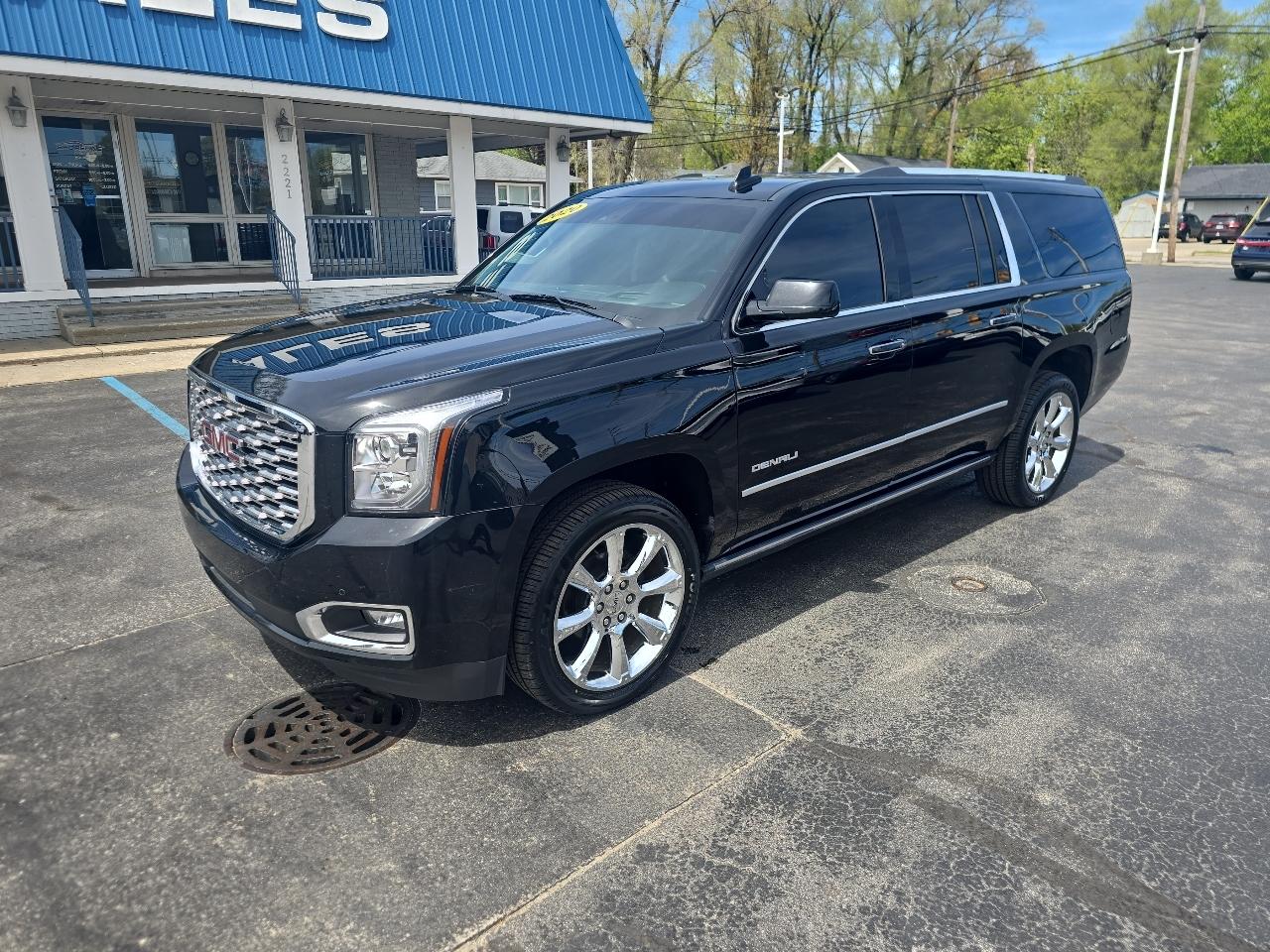 GMC Yukon XL 4WD 4dr Denali 2020