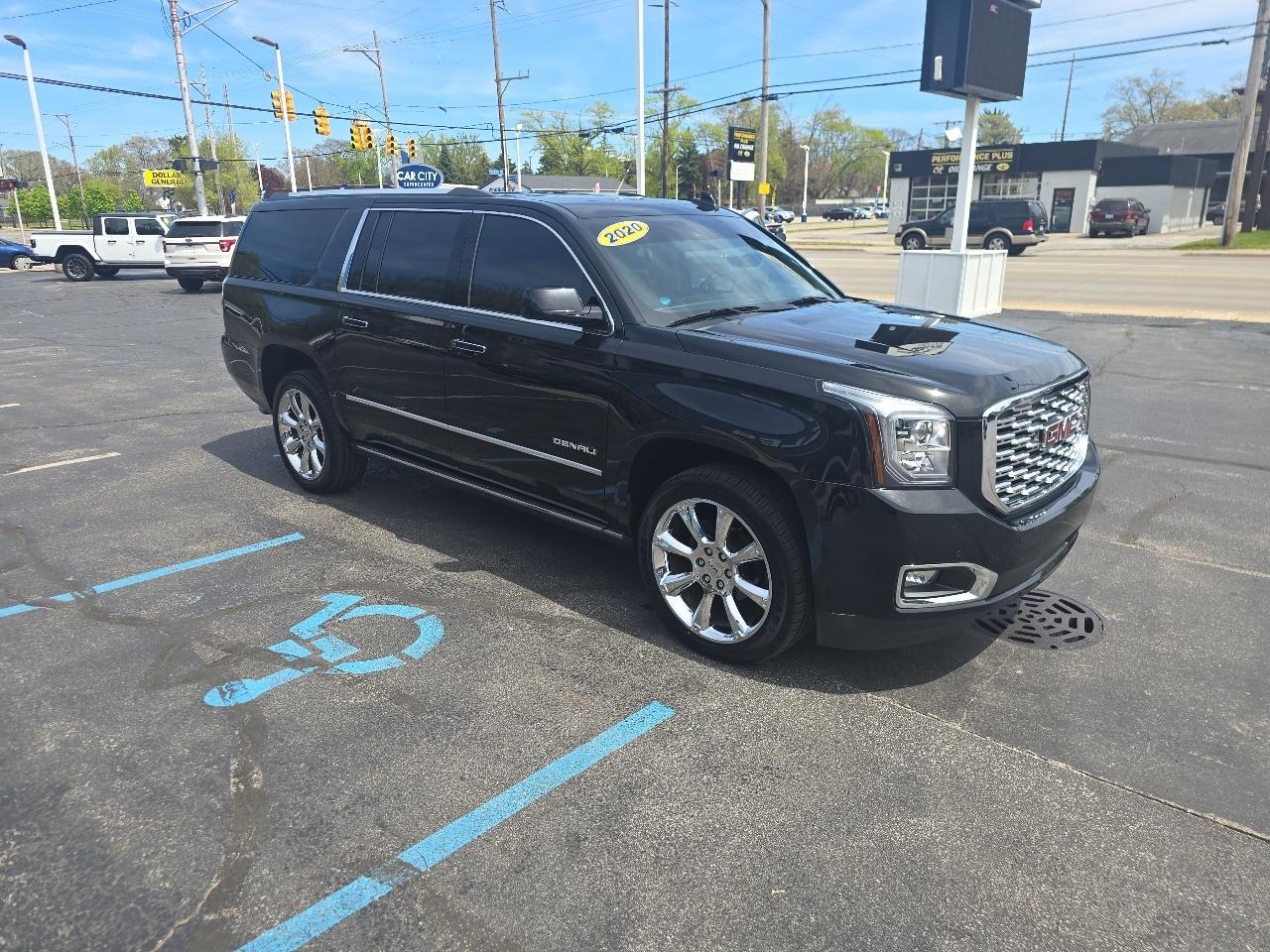GMC Yukon XL 4WD 4dr Denali 2020
