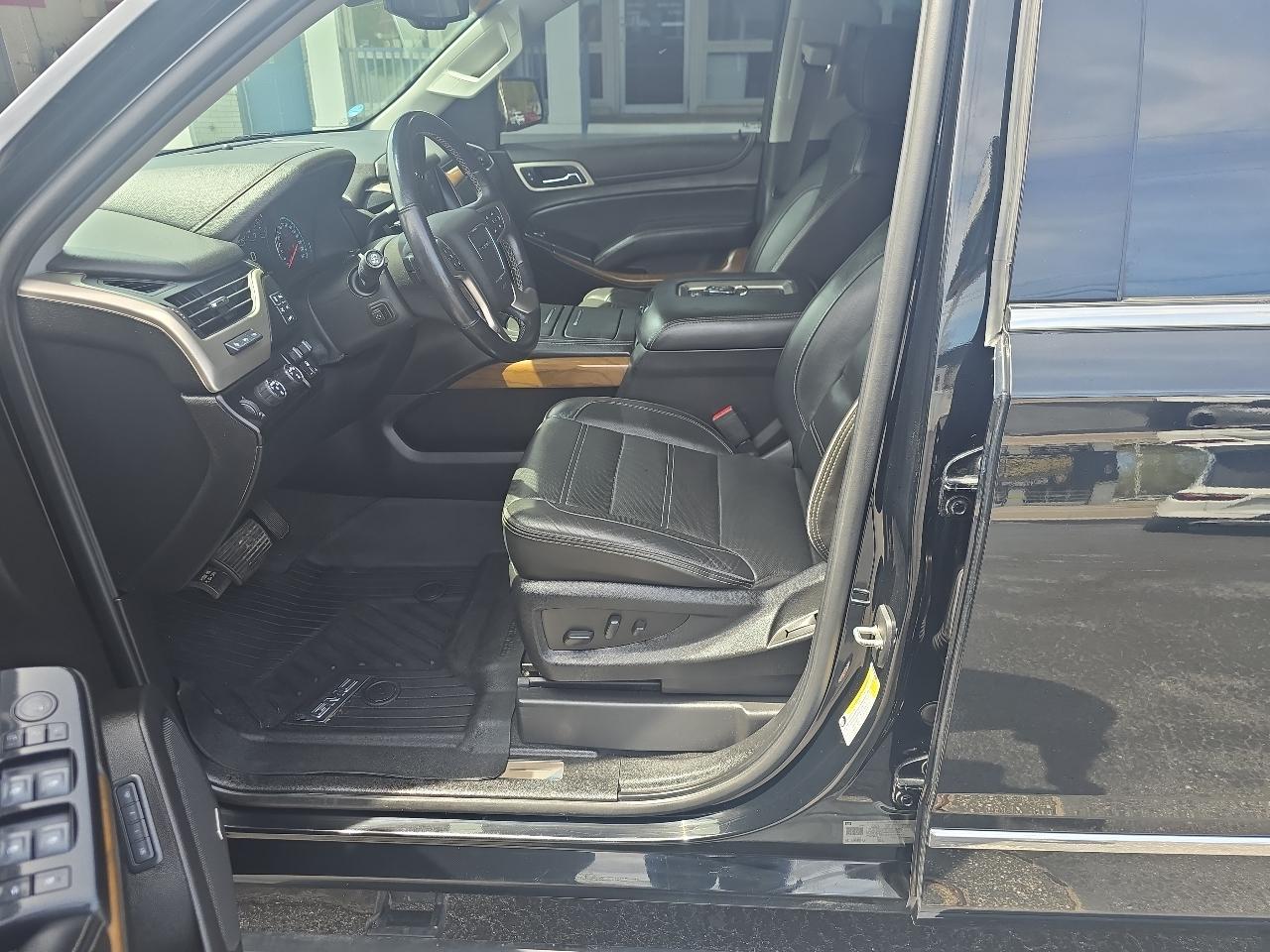 GMC Yukon XL 4WD 4dr Denali 2020