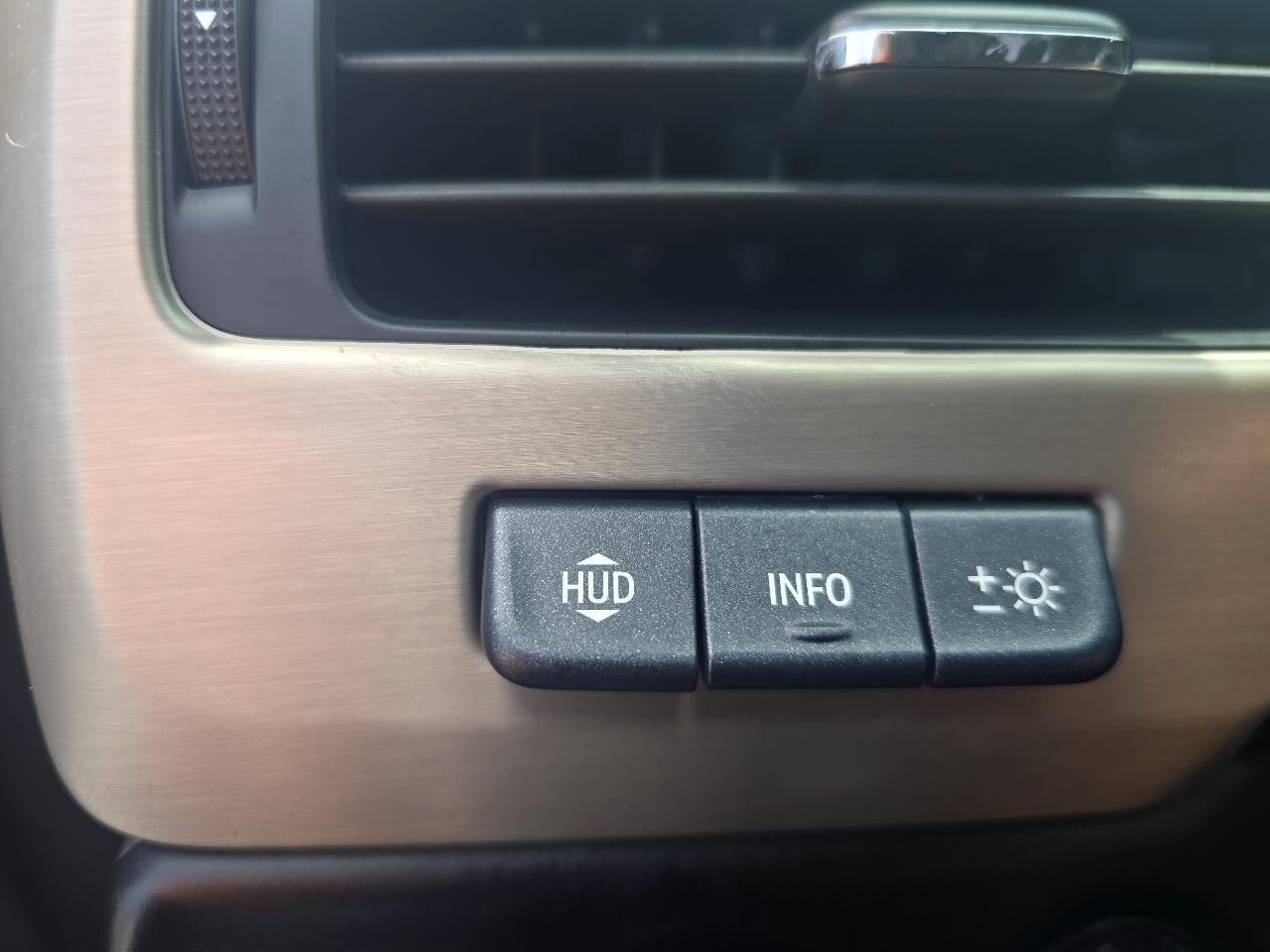 GMC Yukon XL 4WD 4dr Denali 2020