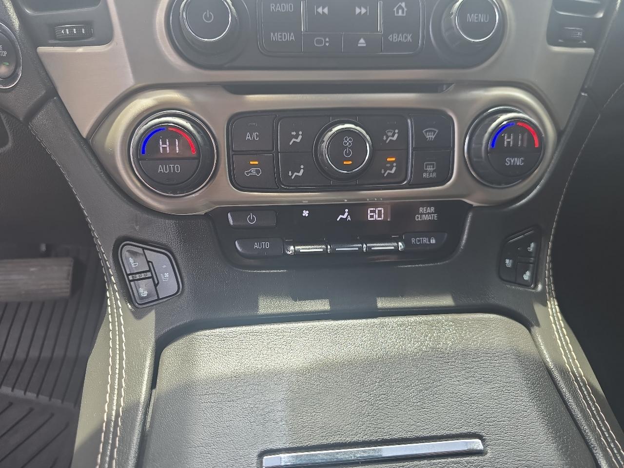 GMC Yukon XL 4WD 4dr Denali 2020