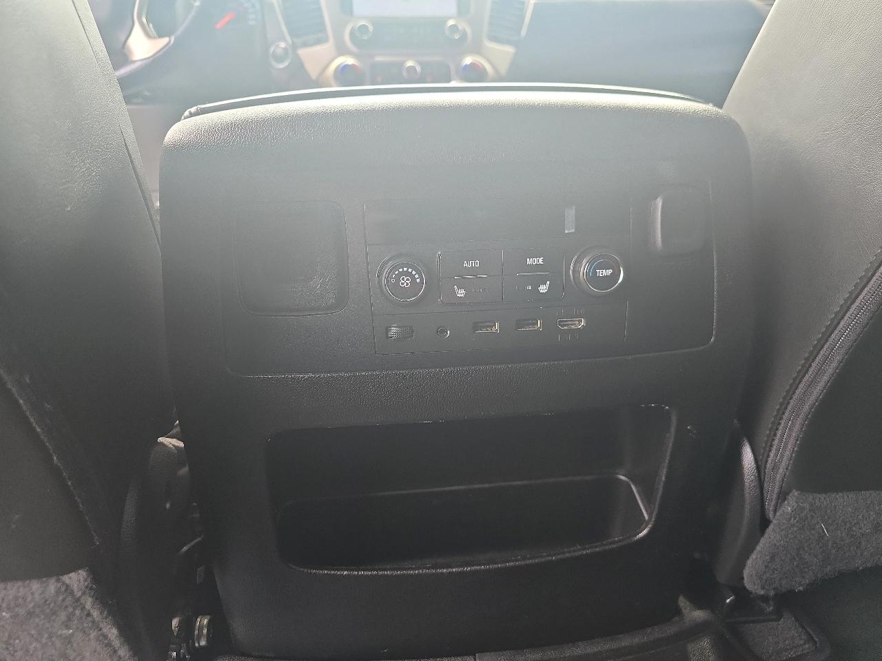 GMC Yukon XL 4WD 4dr Denali 2020