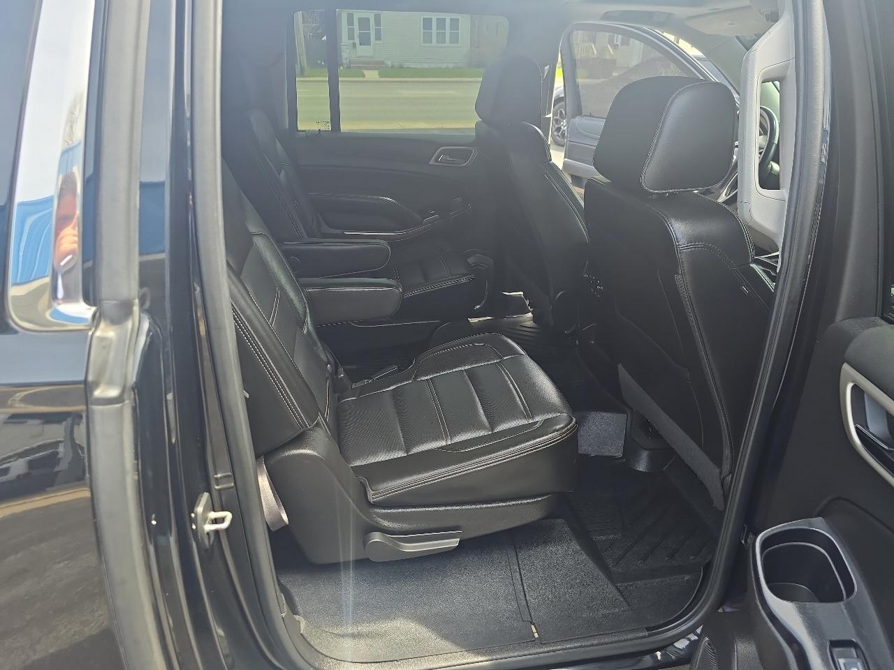 GMC Yukon XL 4WD 4dr Denali 2020