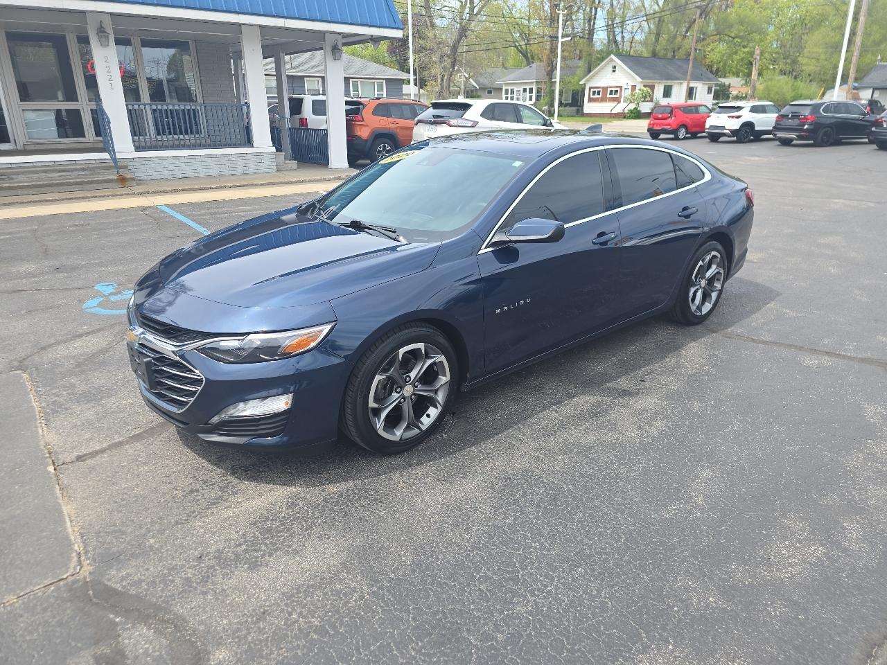 Chevrolet Malibu 4dr Sdn LT 2020