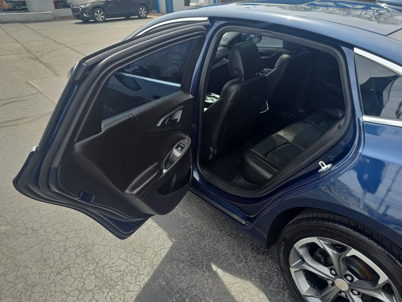 Chevrolet Malibu 4dr Sdn LT 2020
