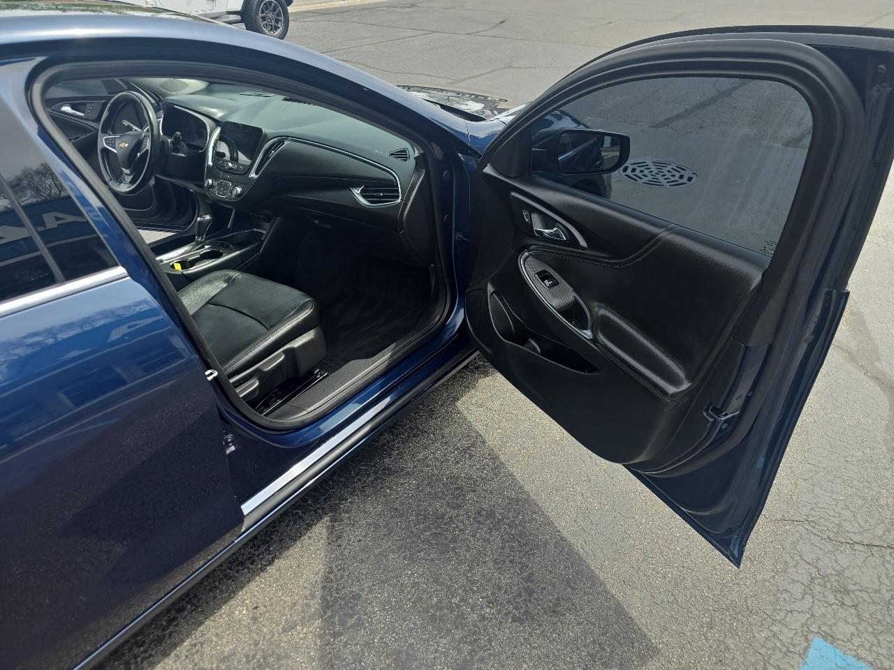 Chevrolet Malibu 4dr Sdn LT 2020