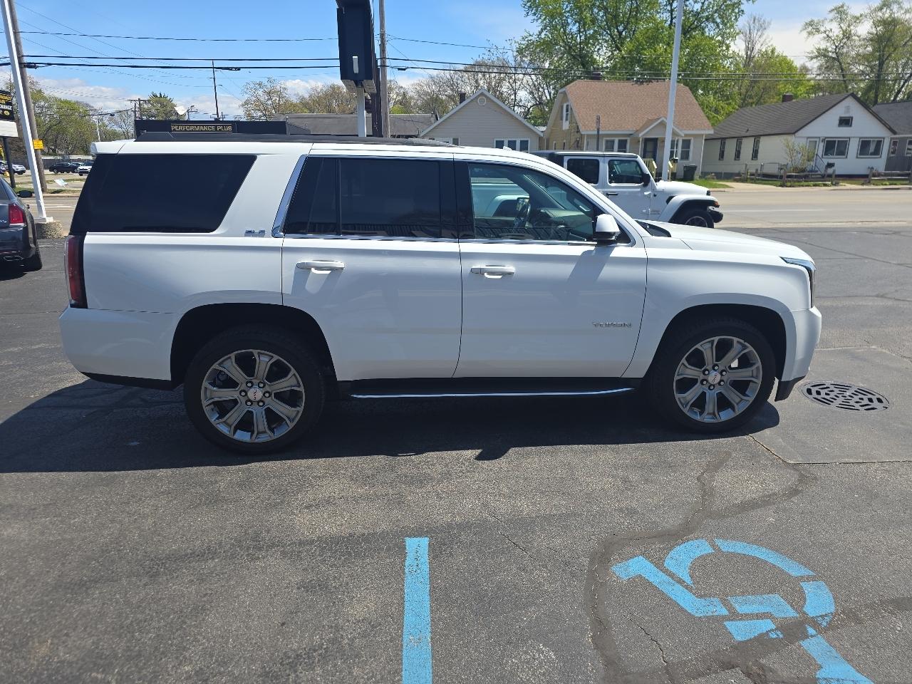 GMC Yukon 4WD 4dr SLE 2016