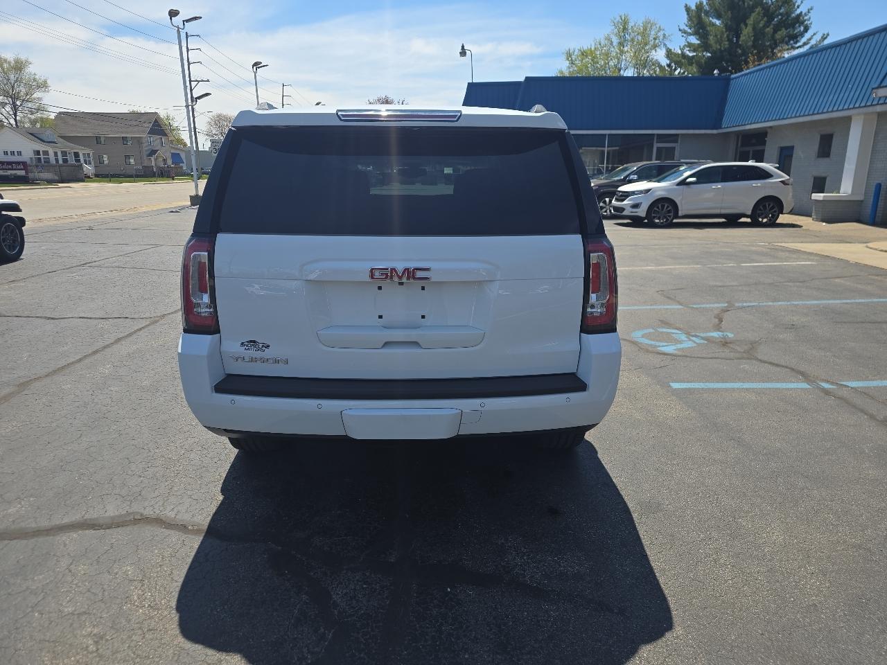 GMC Yukon 4WD 4dr SLE 2016