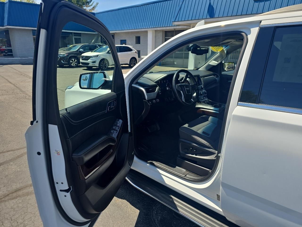 GMC Yukon 4WD 4dr SLE 2016