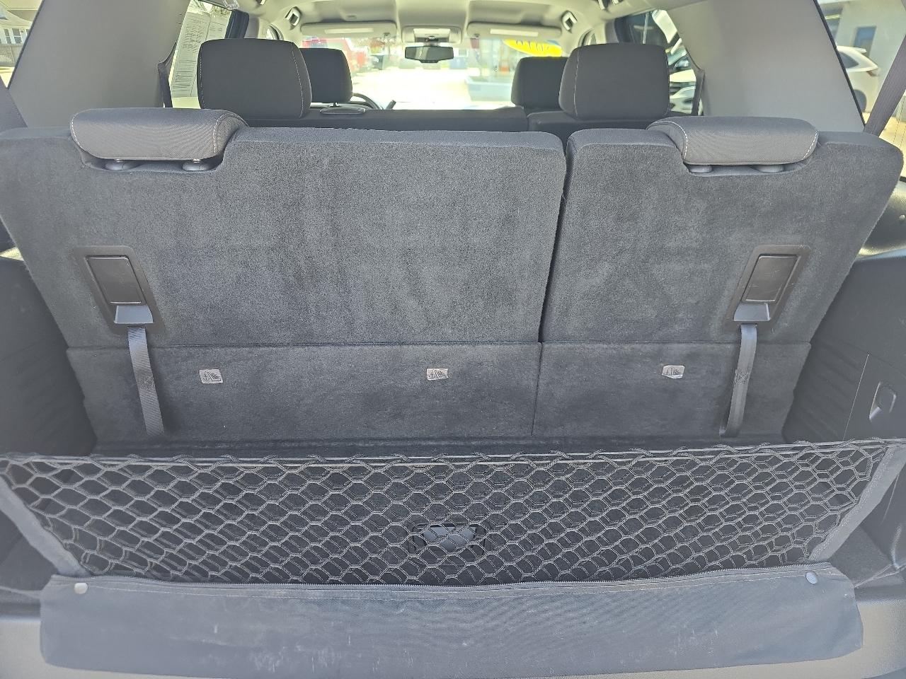 GMC Yukon 4WD 4dr SLE 2016
