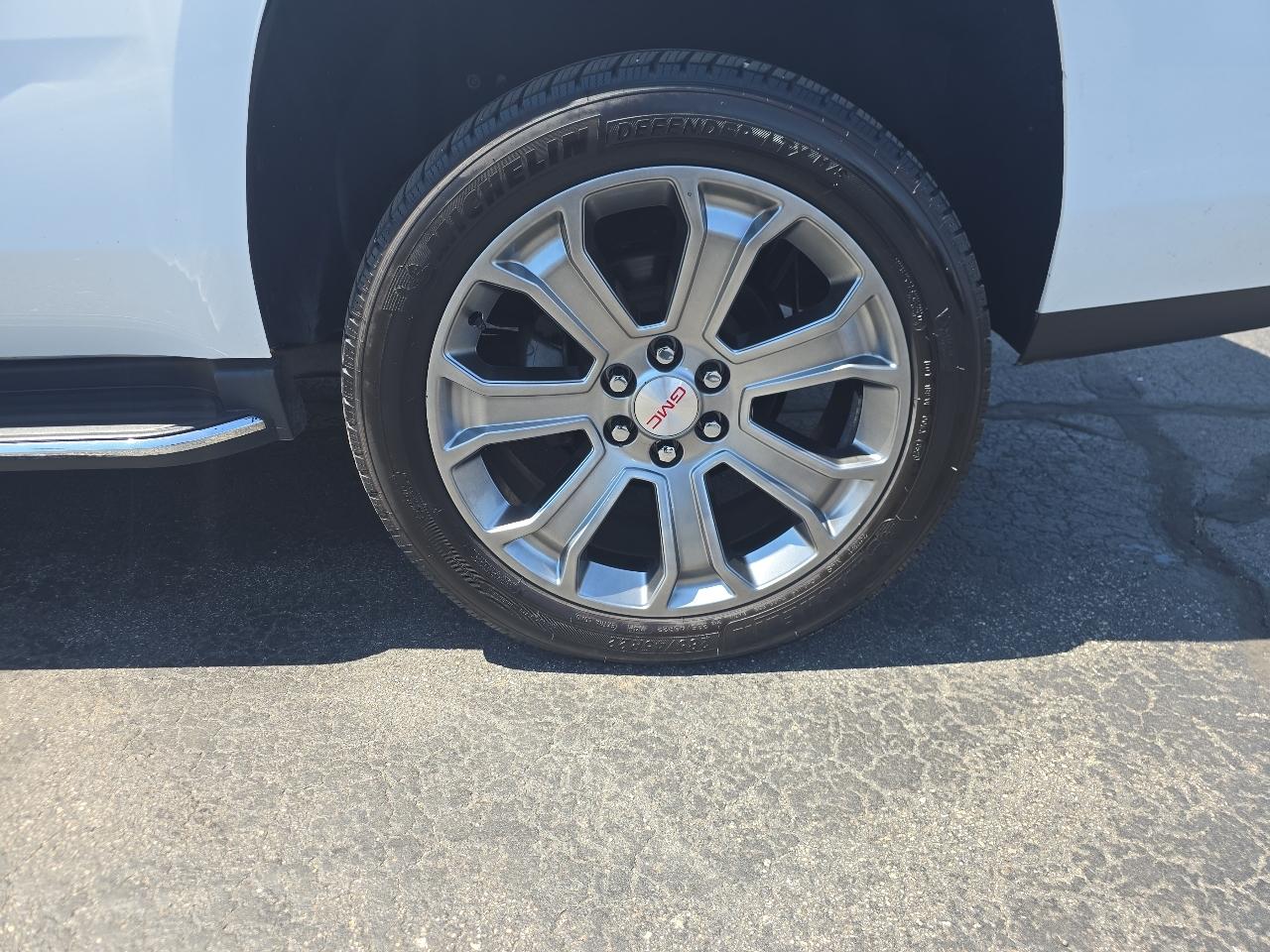 GMC Yukon 4WD 4dr SLE 2016